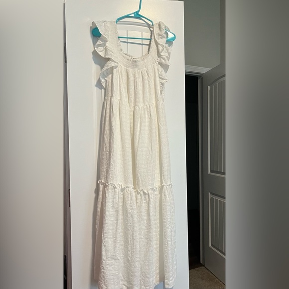 womens white maxi dress - Picture 3 of 3